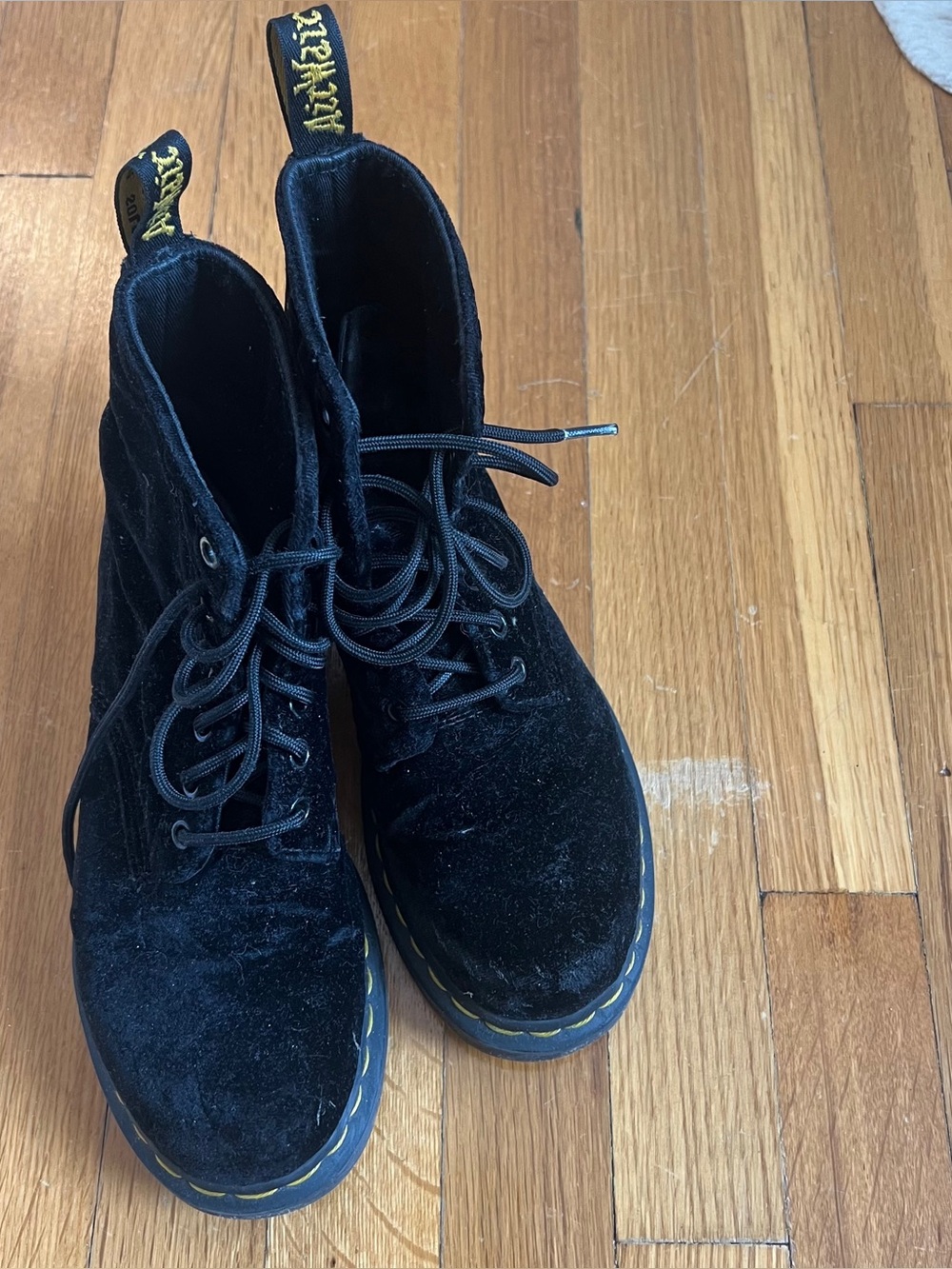 Dr. Martens 1460 Pascal Velvet Boots